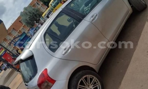 اشتري مستعمل Toyota Yaris Autre سيارة في Byumba في Byumba اشتري مستعمل Toyota Yaris Autre سيارة في Byumba في Byumba