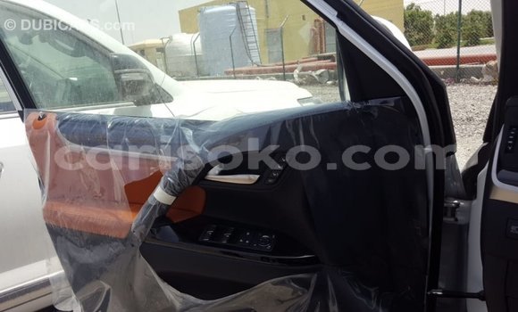 Acheter Import Voiture Toyota Land Cruiser Noir à Import - Dubai, Rwanda Acheter Import Voiture Toyota Land Cruiser Noir à Import - Dubai, Rwanda