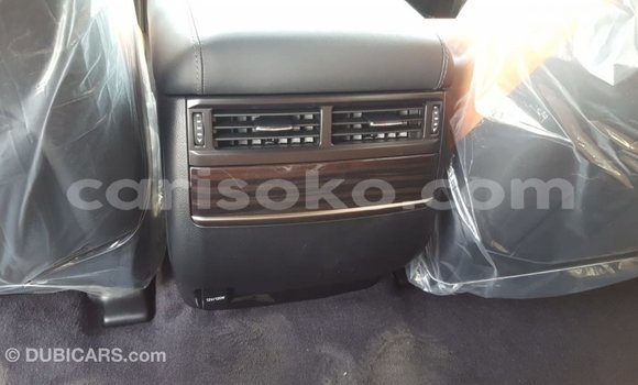 Acheter Import Voiture Toyota Land Cruiser Noir à Import - Dubai, Rwanda Acheter Import Voiture Toyota Land Cruiser Noir à Import - Dubai, Rwanda