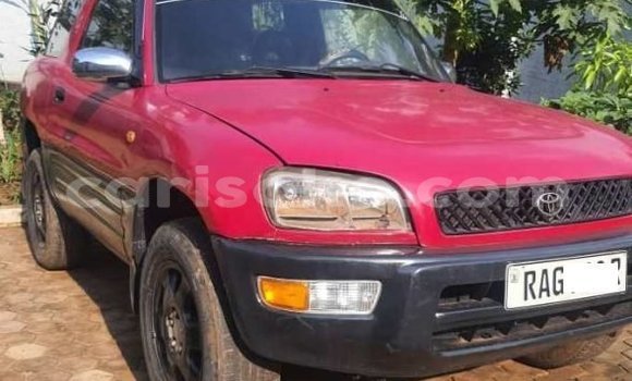اشتري مستعمل Toyota RAV4 Rouge سيارة في Gasarenda في Rwanda اشتري مستعمل Toyota RAV4 Rouge سيارة في Gasarenda في Rwanda