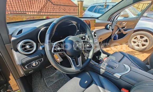 اشتري مستعمل Mercedes-Benz GLC Noir سيارة في Gasarenda في Rwanda اشتري مستعمل Mercedes-Benz GLC Noir سيارة في Gasarenda في Rwanda