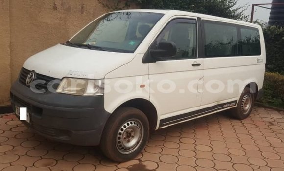 اشتري مستعمل Volkswagen Transporter Blanc سيارة في Gasarenda في Rwanda اشتري مستعمل Volkswagen Transporter Blanc سيارة في Gasarenda في Rwanda