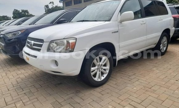 اشتري مستعمل Toyota Highlander Blanc سيارة في Byumba في Byumba اشتري مستعمل Toyota Highlander Blanc سيارة في Byumba في Byumba