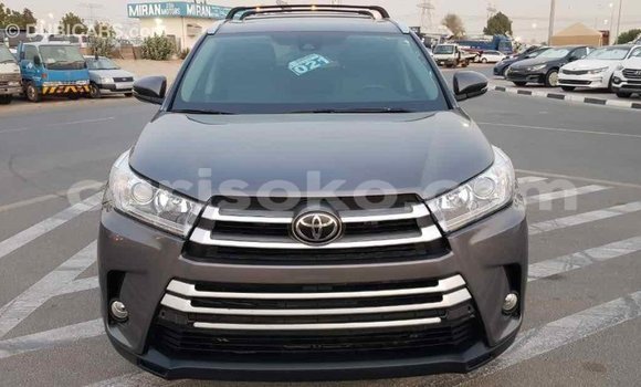 اشتري Imported Toyota Highlander Autre سيارة في Import - Dubai في Rwanda اشتري Imported Toyota Highlander Autre سيارة في Import - Dubai في Rwanda