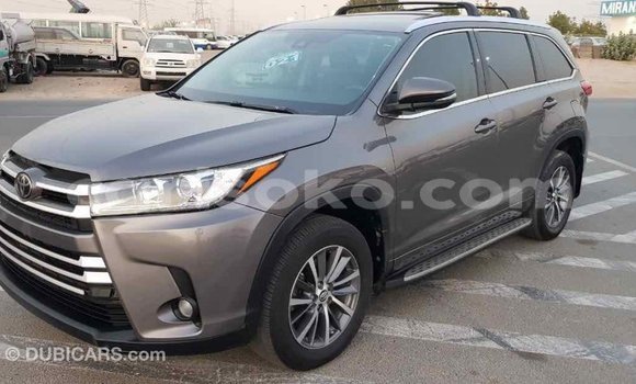 اشتري Imported Toyota Highlander Autre سيارة في Import - Dubai في Rwanda اشتري Imported Toyota Highlander Autre سيارة في Import - Dubai في Rwanda