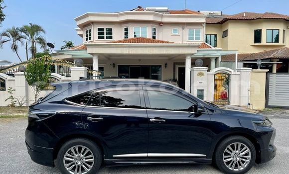 Acheter Occasion Voiture Toyota Harrier Autre à Gikongoro, Gikongoro Acheter Occasion Voiture Toyota Harrier Autre à Gikongoro, Gikongoro