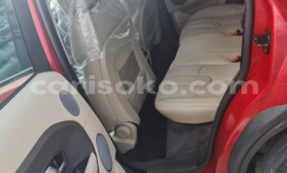 Sayi Na hannu Range Rover Evoque Rouge Mota in Gikongoro a Gikongoro Sayi Na hannu Range Rover Evoque Rouge Mota in Gikongoro a Gikongoro