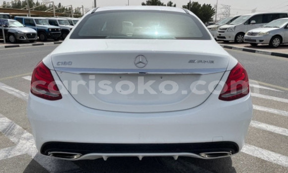 Sayi Na hannu Mercedes-Benz C–Class Blanc Mota in Muhanga a Rwanda Sayi Na hannu Mercedes-Benz C–Class Blanc Mota in Muhanga a Rwanda