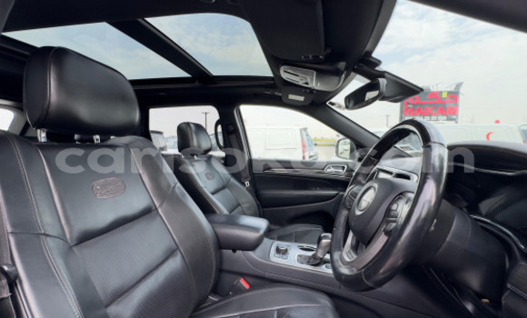 Sayi Na hannu Jeep Cherokee Noir Mota in Muhanga a Rwanda Sayi Na hannu Jeep Cherokee Noir Mota in Muhanga a Rwanda