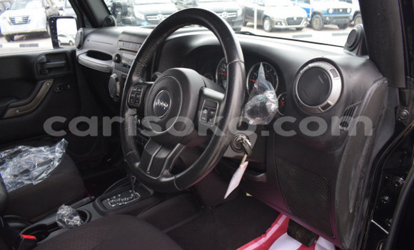 Sayi Na hannu Jeep Wrangler Noir Mota in Musanze a Rwanda Sayi Na hannu Jeep Wrangler Noir Mota in Musanze a Rwanda