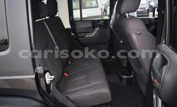 Sayi Na hannu Jeep Wrangler Noir Mota in Musanze a Rwanda Sayi Na hannu Jeep Wrangler Noir Mota in Musanze a Rwanda