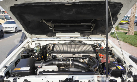 اشتري مستعمل Toyota Land Cruiser Blanc سيارة في Nyamagabe في Rwanda اشتري مستعمل Toyota Land Cruiser Blanc سيارة في Nyamagabe في Rwanda