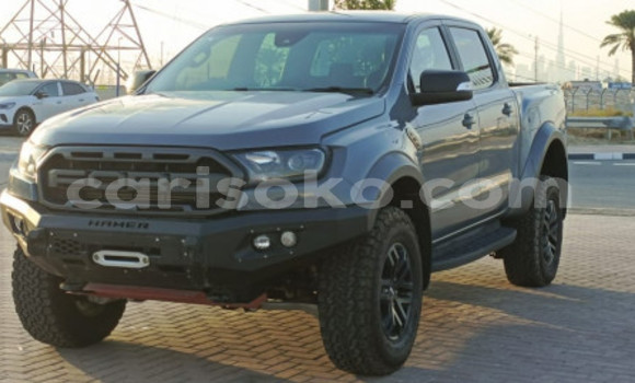 Sayi parting out full body in Kigali a Rwanda Sayi parting out full body in Kigali a Rwanda