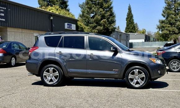 Acheter Occasion Voiture Toyota RAV4 Autre à Gikongoro, Gikongoro Acheter Occasion Voiture Toyota RAV4 Autre à Gikongoro, Gikongoro