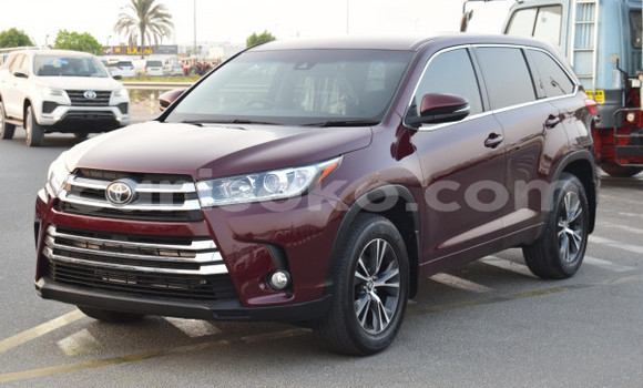 Sayi Na hannu Toyota Kluger Autre Mota in Kigali a Rwanda Sayi Na hannu Toyota Kluger Autre Mota in Kigali a Rwanda