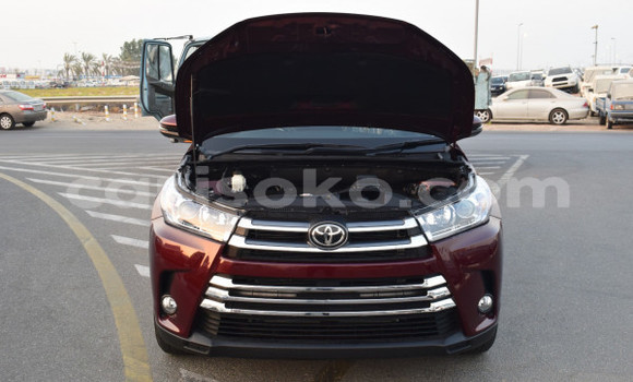 Sayi Na hannu Toyota Kluger Autre Mota in Kigali a Rwanda Sayi Na hannu Toyota Kluger Autre Mota in Kigali a Rwanda