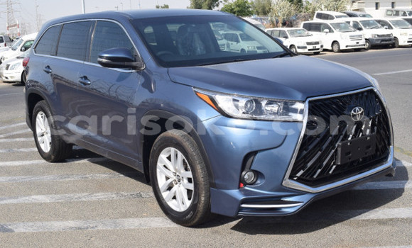 Sayi Na hannu Toyota Kluger Autre Mota in Kigali a Rwanda Sayi Na hannu Toyota Kluger Autre Mota in Kigali a Rwanda