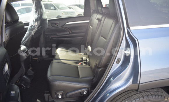 Sayi Na hannu Toyota Kluger Autre Mota in Kigali a Rwanda Sayi Na hannu Toyota Kluger Autre Mota in Kigali a Rwanda