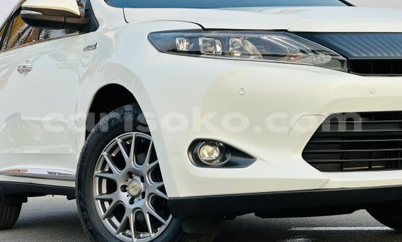 Sayi Na hannu Toyota Harrier Blanc Mota in Kigali a Rwanda Sayi Na hannu Toyota Harrier Blanc Mota in Kigali a Rwanda