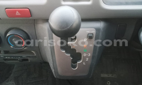 Sayi Na hannu Toyota Hiace Blanc Mota in Kigali a Rwanda Sayi Na hannu Toyota Hiace Blanc Mota in Kigali a Rwanda