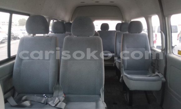 Sayi Na hannu Toyota Hiace Blanc Mota in Kigali a Rwanda Sayi Na hannu Toyota Hiace Blanc Mota in Kigali a Rwanda