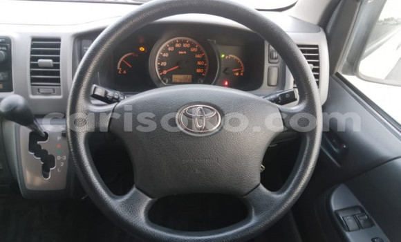Sayi Na hannu Toyota Hiace Blanc Mota in Kigali a Rwanda Sayi Na hannu Toyota Hiace Blanc Mota in Kigali a Rwanda