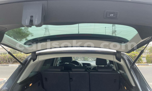 اشتري مستعمل Audi Q5 Gris سيارة في Kigali في Rwanda اشتري مستعمل Audi Q5 Gris سيارة في Kigali في Rwanda