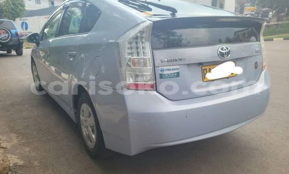 اشتري مستعمل Toyota Prius Bleu سيارة في Kigali في Rwanda اشتري مستعمل Toyota Prius Bleu سيارة في Kigali في Rwanda
