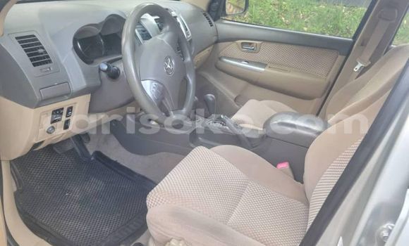 اشتري مستعمل Toyota Fortuner Autre سيارة في Kigali في Rwanda اشتري مستعمل Toyota Fortuner Autre سيارة في Kigali في Rwanda