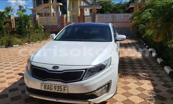 اشتري مستعمل Kia K5 Blanc سيارة في Kigali في Rwanda اشتري مستعمل Kia K5 Blanc سيارة في Kigali في Rwanda
