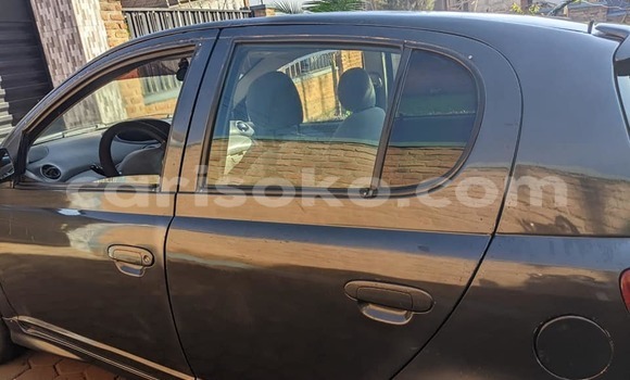 Acheter Occasion Voiture Toyota Vitz Noir à Gicumbi, Rwanda Acheter Occasion Voiture Toyota Vitz Noir à Gicumbi, Rwanda