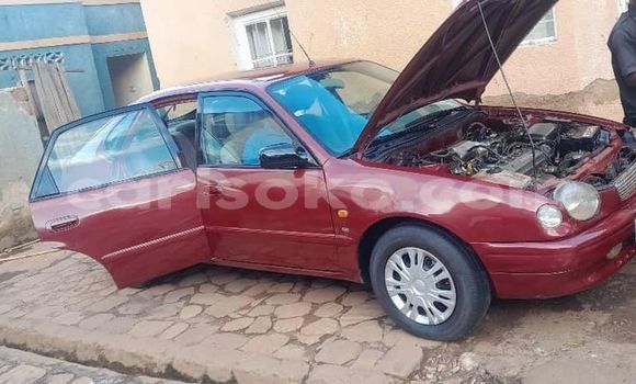 Acheter Occasion Voiture Toyota Corolla Rouge à Byumba, Byumba Acheter Occasion Voiture Toyota Corolla Rouge à Byumba, Byumba