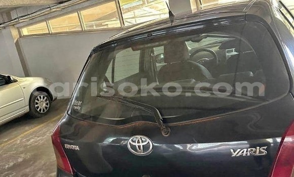 Acheter Occasion Voiture Toyota Yaris Noir à Kigali, Rwanda Acheter Occasion Voiture Toyota Yaris Noir à Kigali, Rwanda