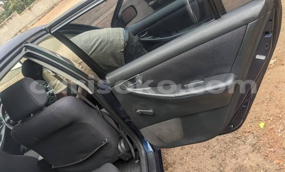 Acheter Occasion Voiture Toyota Corolla Noir à Kigali, Rwanda Acheter Occasion Voiture Toyota Corolla Noir à Kigali, Rwanda