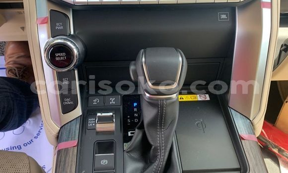 Sayi Na hannu Toyota Land Cruiser Noir Mota in Gikongoro a Gikongoro Sayi Na hannu Toyota Land Cruiser Noir Mota in Gikongoro a Gikongoro