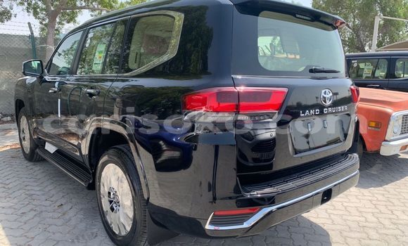 Sayi Na hannu Toyota Land Cruiser Noir Mota in Gikongoro a Gikongoro Sayi Na hannu Toyota Land Cruiser Noir Mota in Gikongoro a Gikongoro