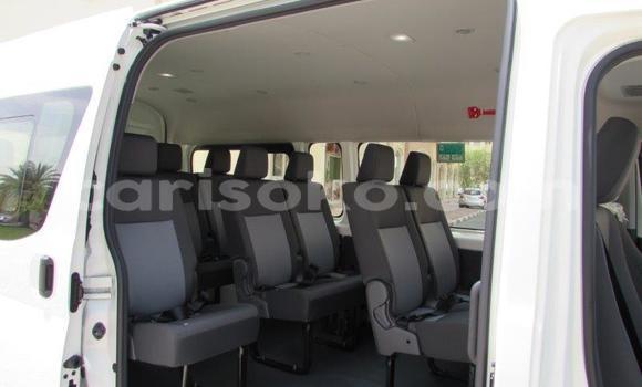 Sayi Na hannu Toyota Hiace Blanc Mota in Kigali a Rwanda Sayi Na hannu Toyota Hiace Blanc Mota in Kigali a Rwanda