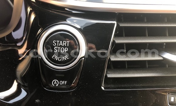 Sayi Na hannu BMW New Class Bleu Mota in Kigali a Rwanda Sayi Na hannu BMW New Class Bleu Mota in Kigali a Rwanda