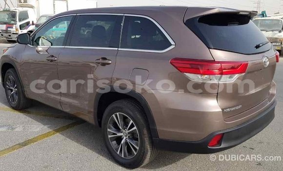 اشتري Imported Toyota Highlander Marron سيارة في Import - Dubai في Rwanda اشتري Imported Toyota Highlander Marron سيارة في Import - Dubai في Rwanda