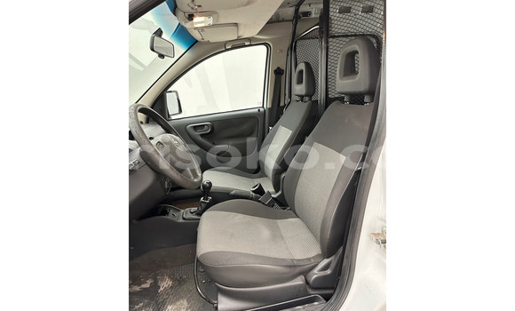 Sayi Na hannu Opel Astra OPC Blanc Mota in Kigali a Rwanda Sayi Na hannu Opel Astra OPC Blanc Mota in Kigali a Rwanda