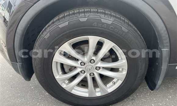 Sayi Na hannu Infiniti FX Noir Mota in Gasarenda a Rwanda Sayi Na hannu Infiniti FX Noir Mota in Gasarenda a Rwanda