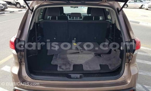 اشتري Imported Toyota Highlander Marron سيارة في Import - Dubai في Rwanda اشتري Imported Toyota Highlander Marron سيارة في Import - Dubai في Rwanda