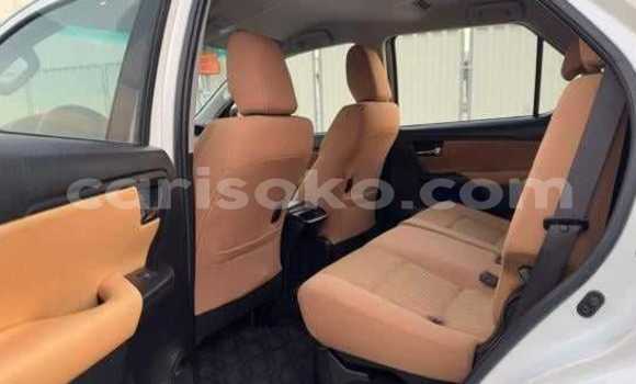 Sayi Na hannu Toyota Fortuner Blanc Mota in Butare a Butare Sayi Na hannu Toyota Fortuner Blanc Mota in Butare a Butare