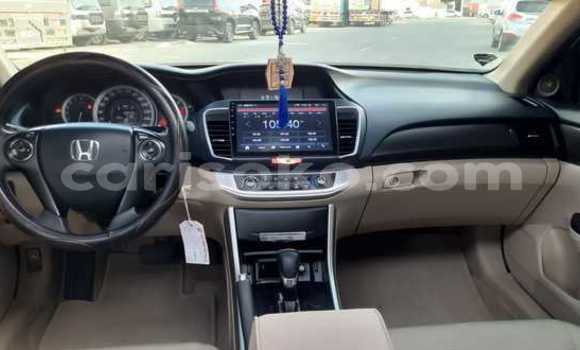 Sayi Na hannu Honda Accord Blanc Mota in Kigali a Rwanda Sayi Na hannu Honda Accord Blanc Mota in Kigali a Rwanda