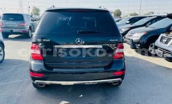 Sayi Na hannu Mercedes-Benz ML–Class Noir Mota in Kigali a Rwanda Sayi Na hannu Mercedes-Benz ML–Class Noir Mota in Kigali a Rwanda