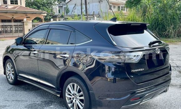 اشتري مستعمل Toyota Harrier Autre سيارة في Gasarenda في Rwanda اشتري مستعمل Toyota Harrier Autre سيارة في Gasarenda في Rwanda