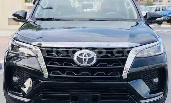 اشتري مستعمل Toyota Fortuner Noir سيارة في Kigali في Rwanda اشتري مستعمل Toyota Fortuner Noir سيارة في Kigali في Rwanda