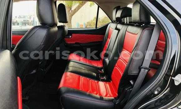 اشتري مستعمل Toyota Fortuner Noir سيارة في Kigali في Rwanda اشتري مستعمل Toyota Fortuner Noir سيارة في Kigali في Rwanda