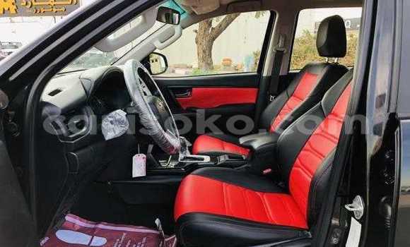 اشتري مستعمل Toyota Fortuner Noir سيارة في Kigali في Rwanda اشتري مستعمل Toyota Fortuner Noir سيارة في Kigali في Rwanda