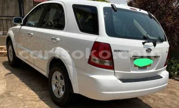 Buy Used Kia Sorento White Car in Kigali in Rwanda Buy Used Kia Sorento White Car in Kigali in Rwanda